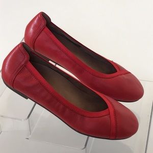 Vionic-Red-Caroll ballet shoes- 7.5 W